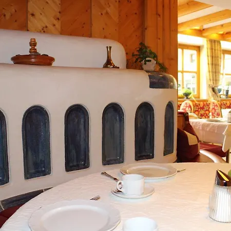 Hotel Garni Granat 4*