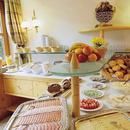 Hotel Garni Granat Sölden